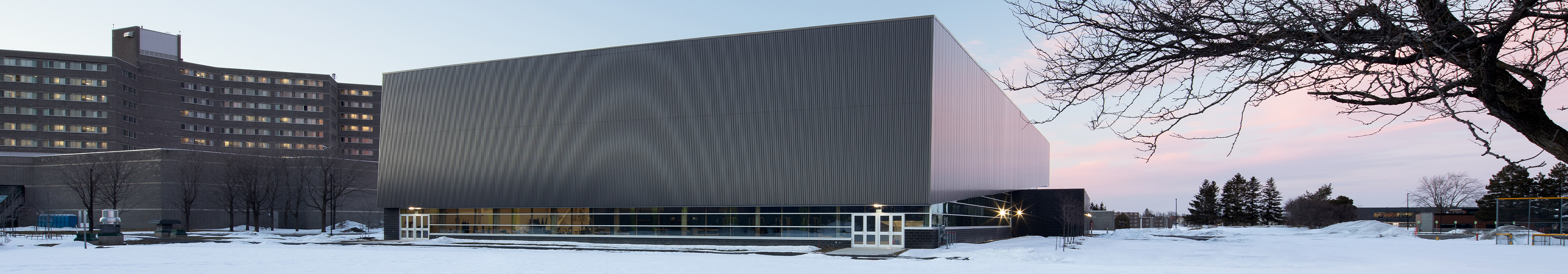 COMPLEXE SPORTIF, GARNISON SAINT-JEAN